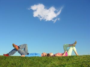 Le temps, c'est de la vie... La vie, c'est de l'amour...
