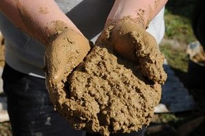 Les 5ème 9 en sortie chez un artisan maçon