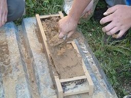 Les 5ème 9 en sortie chez un artisan maçon