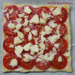 Tarte à la tomate cerise et au cheddar