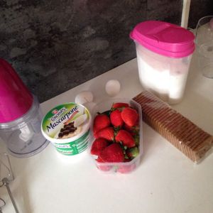 Tiramisu Fraises , Chocolat Blanc & Spéculoos