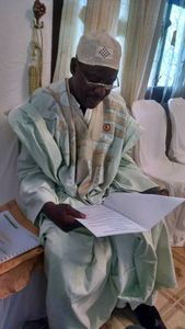 MUSIQUE ENGAGEE VALSERO VOMIT 33 ANS DE REGIME BIYA