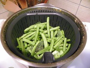 SALADE DE BLE AUX PETITS LEGUMES (thermomix)
