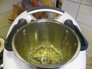 COURGETTES FARCIES A LA VIANDE HACHEE (thermomix)