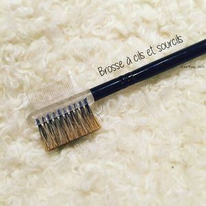 •• Maquillage: comment bien utiliser ses pinceaux ? ••