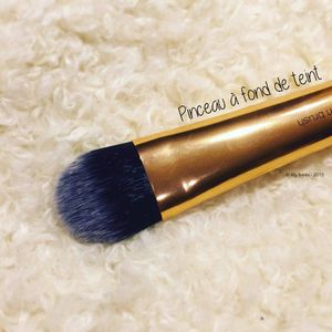 •• Maquillage: comment bien utiliser ses pinceaux ? ••