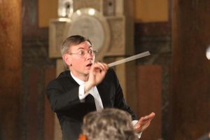 Eloi MARCHAND - Chef de chœur et chef d'orchestre