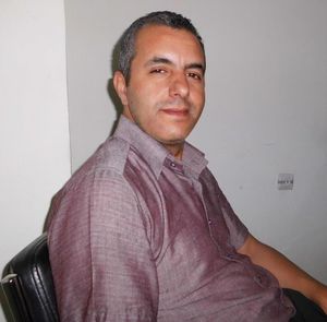 النضال السياسي، أو المنصب السياسي، أو الاسترزاق السياسي، بقلم محمد قندوز