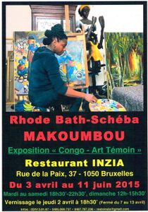 Rhode Makoumbou devant ses oeuvres