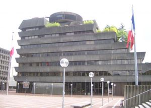 La préfecture de Saint-Denis bloque les dossiers des étudiants algériens