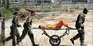 à la veille du quatorzième anniversaire de l'ouverture du centre de détention sur la base navale de Guantánamo