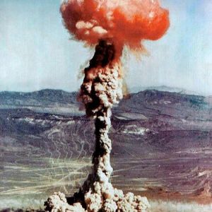 Essais nucléaires français