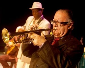 Manuel "El Guajiro" Mirabal: Buena Vista Social Club Presents