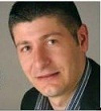 Antonio Sau, dalla pagina della Nuova Sardegna, spiega e discorre con le sue belle parole sensibili, solidali, amicali, materne, paterne, fraterne e di cuginanza, sul nulla assoluto. Le rate della TARI al Popolo verranno dilazionate o no ?