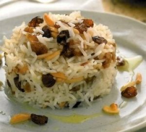 Arroz con dátiles y almendras