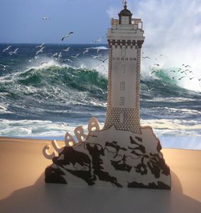 Luminaire phare de la vieille en bois