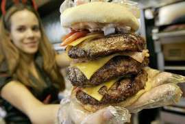LAS 8 HAMBURGUESAS MAS RARAS DEL MUNDO