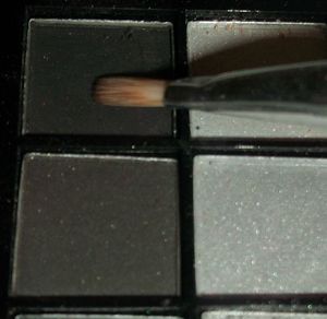 Maquillage pour petits yeux #2