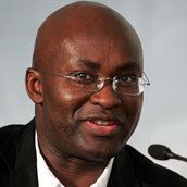 ACHILLE MBEMBÉ, historien et philosophe camerounais, enseignant à l’université de Johannesburg en Afrique du Sud.