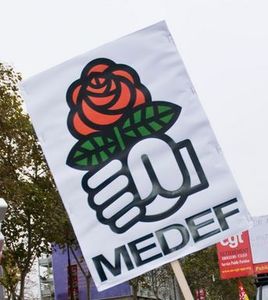★ Déraisons d’État