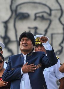 Castro et Morales réunis contre les «efforts impérialistes»
