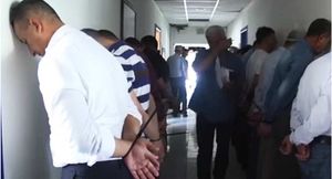 Une vidéo montre des généraux rebelles turcs battus