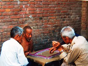 LUOYANG