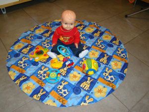 un tapis de jeu de voyage
