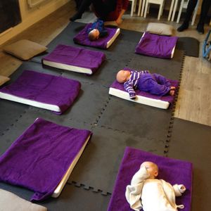 Masser bébé : détente et bien-être garantis!
