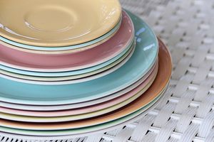 Idiotic question: How do you tell if Dinner Ware Set is great or awful?