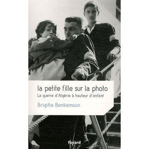 La petite fille sur la photo de Brigitte Benkemoun