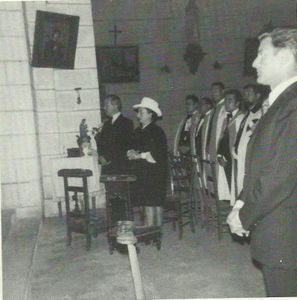 Les membres de l'Ordre participent à la Messe de Requiem de LL.MM. Achille et Dona Maria.