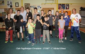les jeunes boxeurs à l'entrainement ...