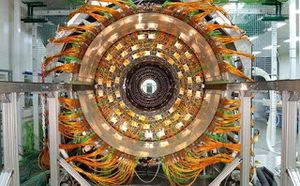 IL LARGE HADRON COLLIDER - ULTIMA ARMA DI DISTRUZIONE DI MASSA