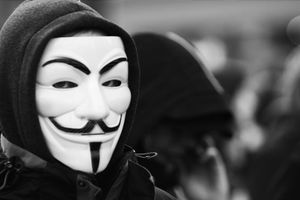 Anonymous: obiettivo ISIS