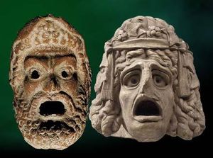 Masques portés par les comédiens du théâtre grec antique