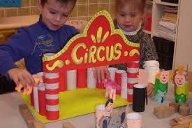 .. Le chapiteau du cirque ..