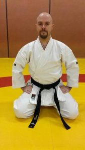 Une nouvelle section KARATE ADULTES au Centre Social