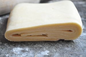 Préparation des pâtes ; brisée, sablée, feuilleté, etc.