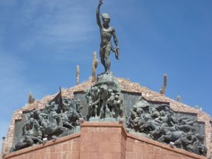 VIRGINIA SEGRET MOURO. POEMA:VILTIPOCO