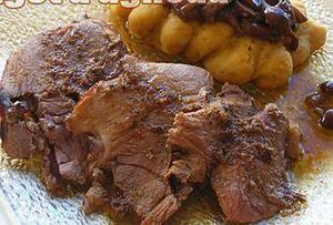 Gigot d’agneau au gingembre et piment
