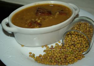 Viande de bœuf aux haricots mungo jaunes