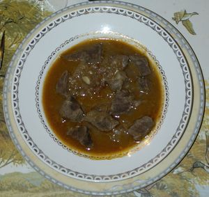 Viande de bœuf mijotée