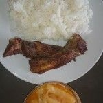 Poitrines de porc aux bâtonnets de pommes de terre sautés