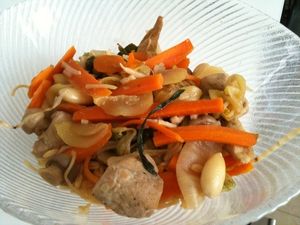 Poulet sauté aux légumes (shop suey)