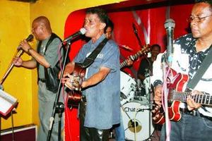 Hommage – Tsiakoraka et le folk malgache en deuil
