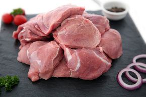 Dinde et porc en sauce