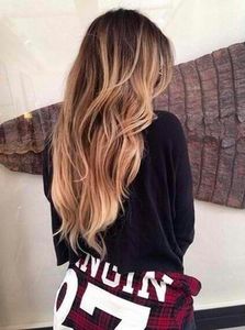 Cheveux gras.