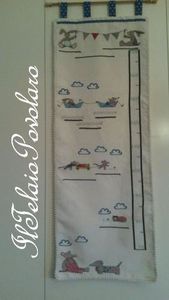 Anche il misura bimbi diventa un divertente addobbo per la cameretta