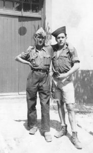 Emile en 1946 avec Auguste